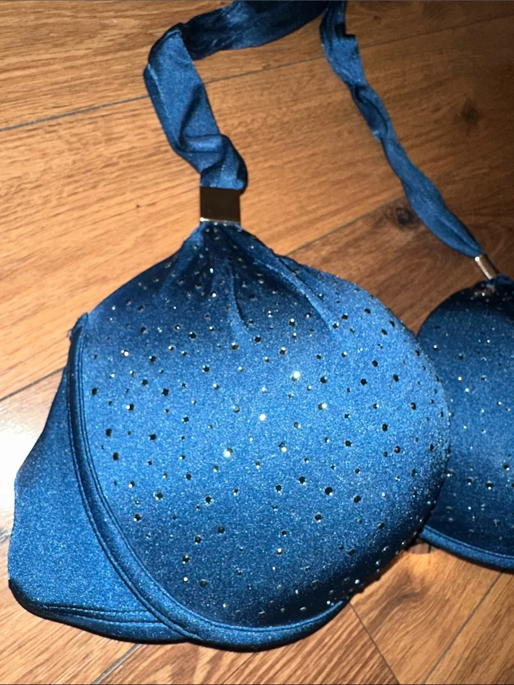 Victoria Secret Rhinestone Push Up Halter Bikini Top. 34D - Picture 3 of 7